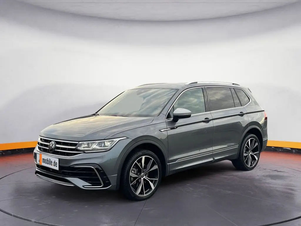 Photo 1 : Volkswagen Tiguan 2024 Petrol