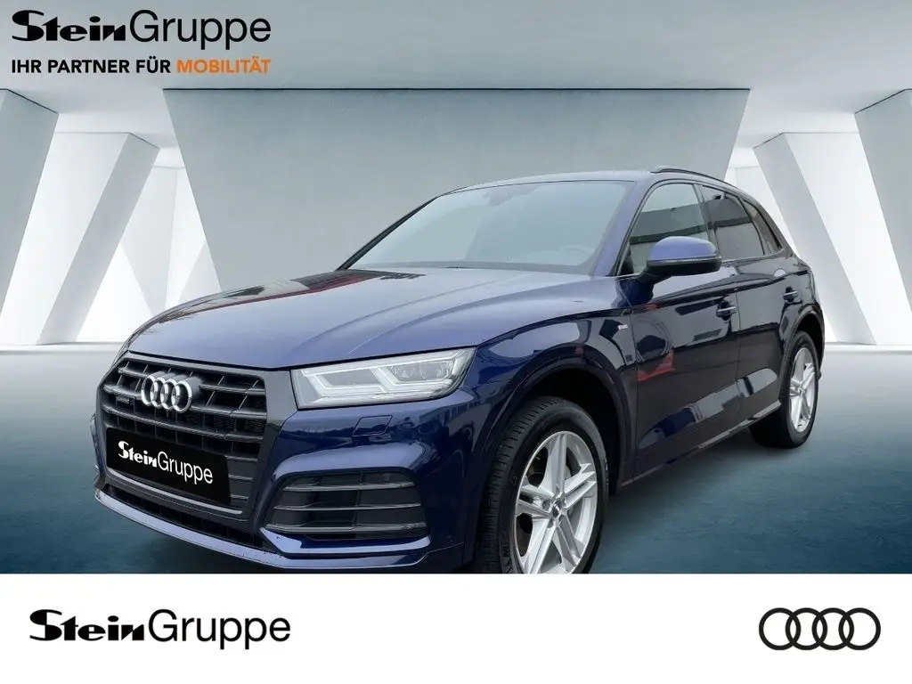 Photo 1 : Audi Q5 2020 Hybrid