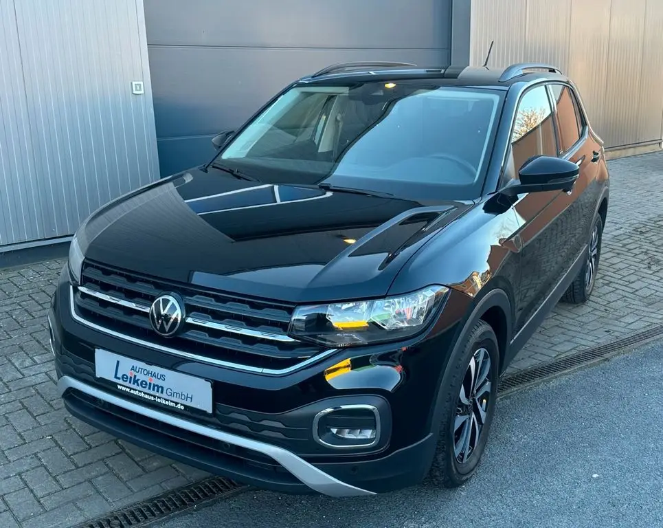 Photo 1 : Volkswagen T-cross 2022 Essence