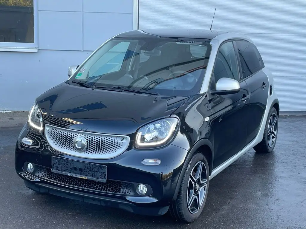 Photo 1 : Smart Forfour 2017 Petrol