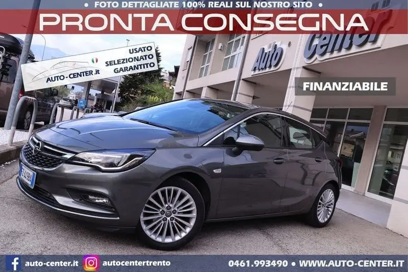 Photo 1 : Opel Astra 2019 Essence