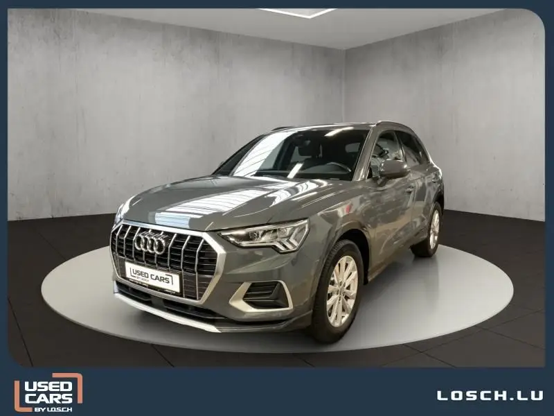 Photo 1 : Audi Q3 2020 Petrol