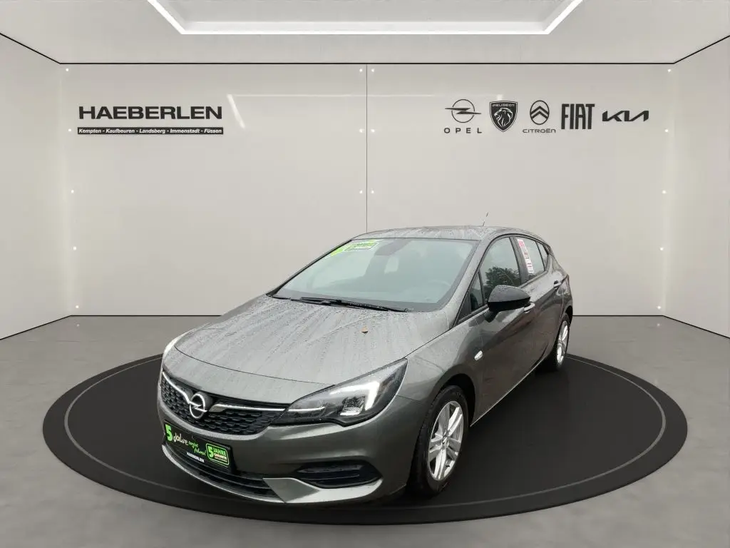 Photo 1 : Opel Astra 2021 Essence