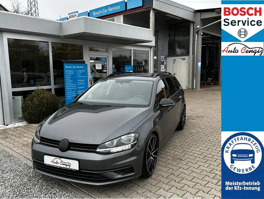 Photo 1 : Volkswagen Golf 2018 Diesel