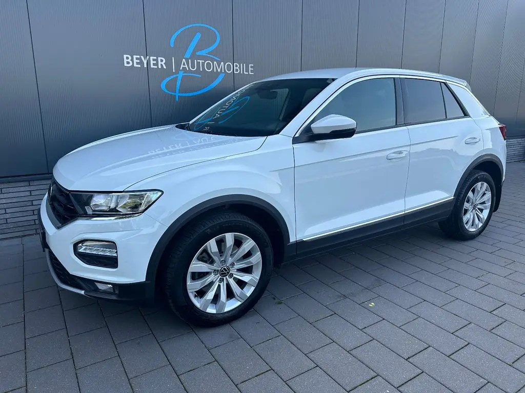 Photo 1 : Volkswagen T-roc 2021 Essence