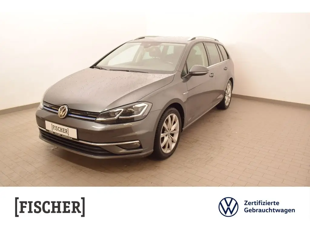 Photo 1 : Volkswagen Golf 2020 Petrol