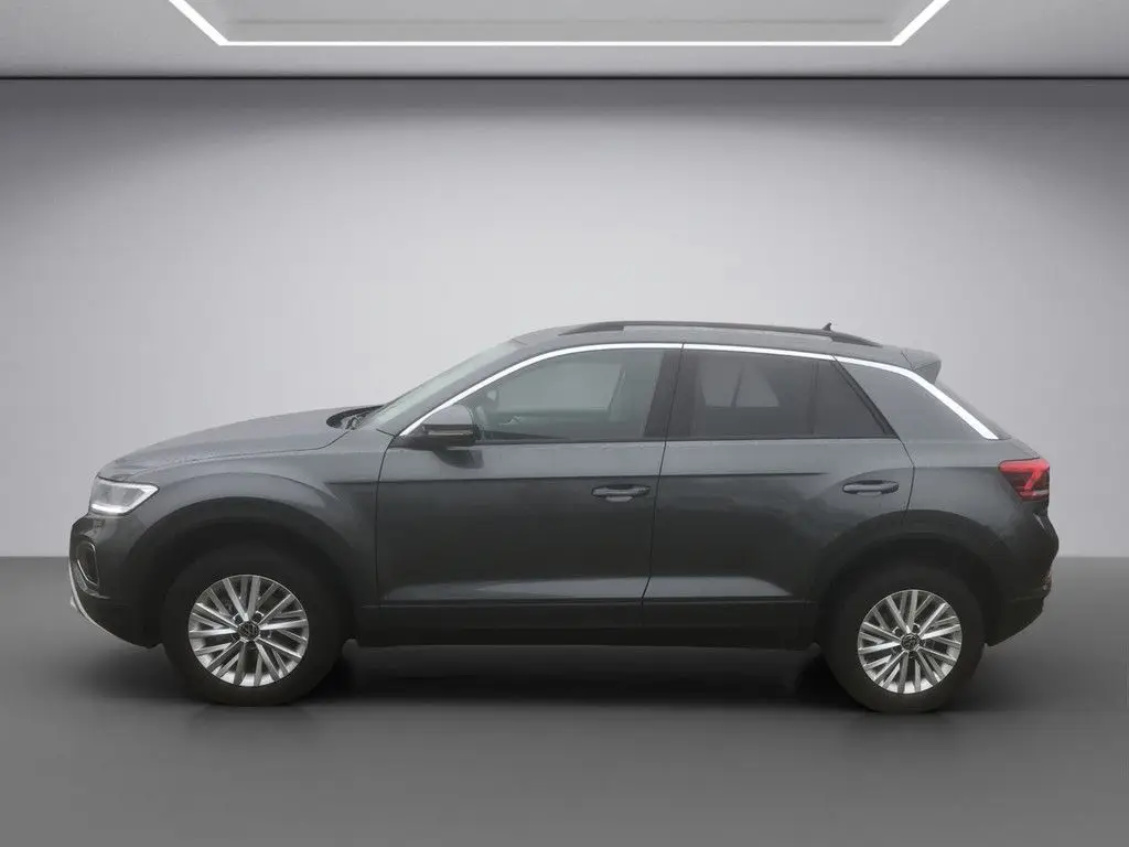 Photo 1 : Volkswagen T-roc 2023 Essence