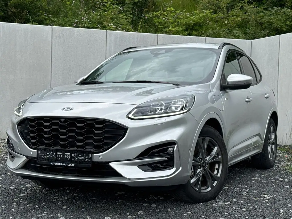 Photo 1 : Ford Kuga 2020 Non renseigné