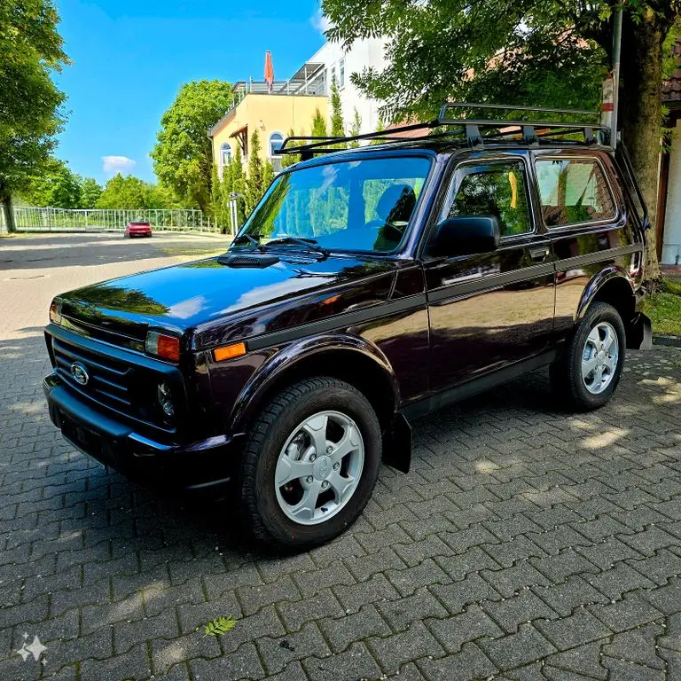 Photo 1 : Lada Taiga 2020 Petrol