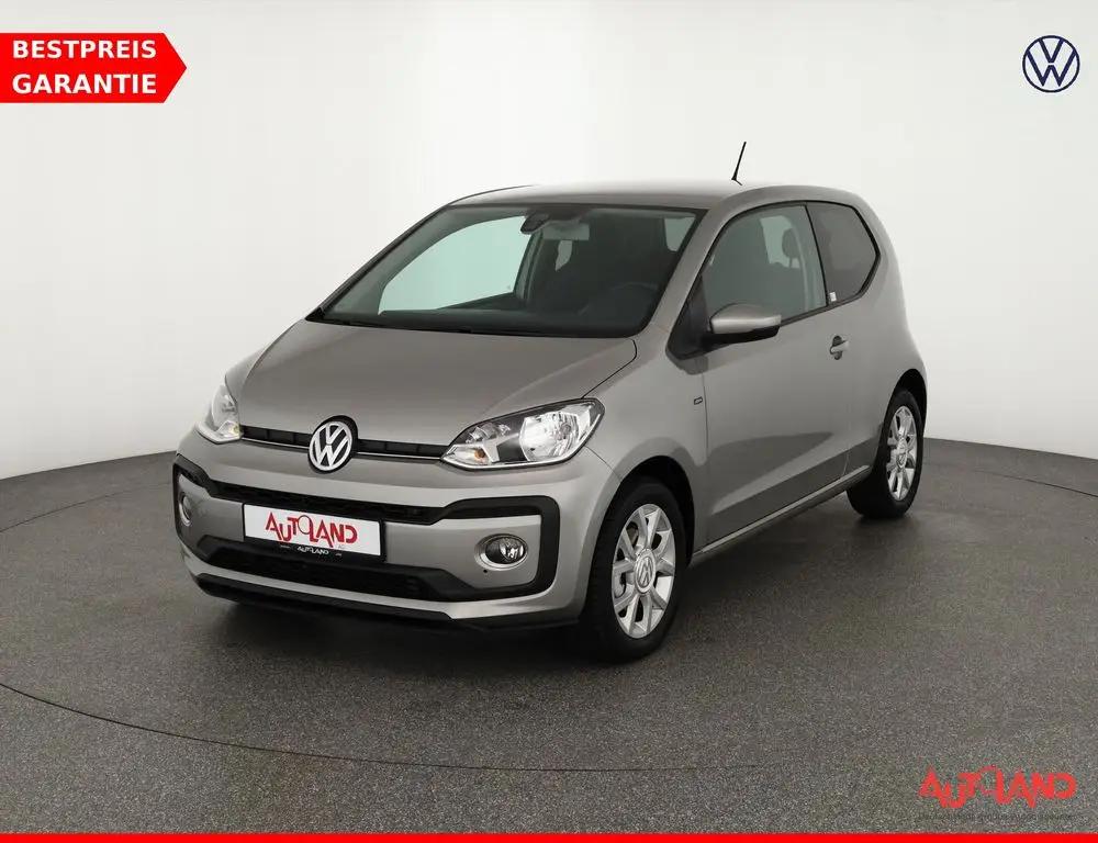 Photo 1 : Volkswagen Up! 2019 Petrol