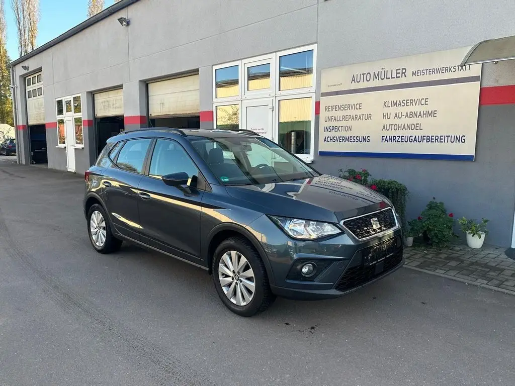 Photo 1 : Seat Arona 2020 Petrol