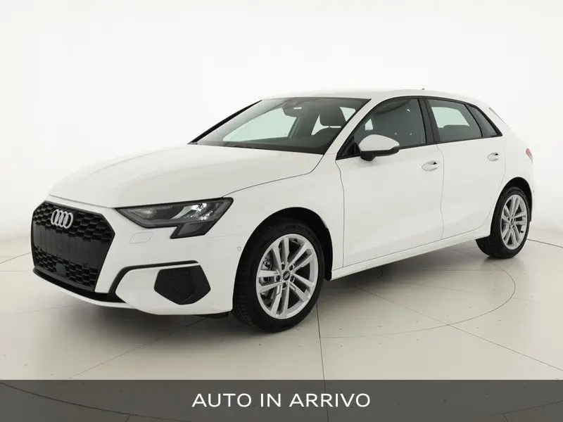 Photo 1 : Audi A3 2021 Others