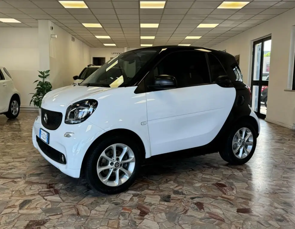 Photo 1 : Smart Fortwo 2018 Essence