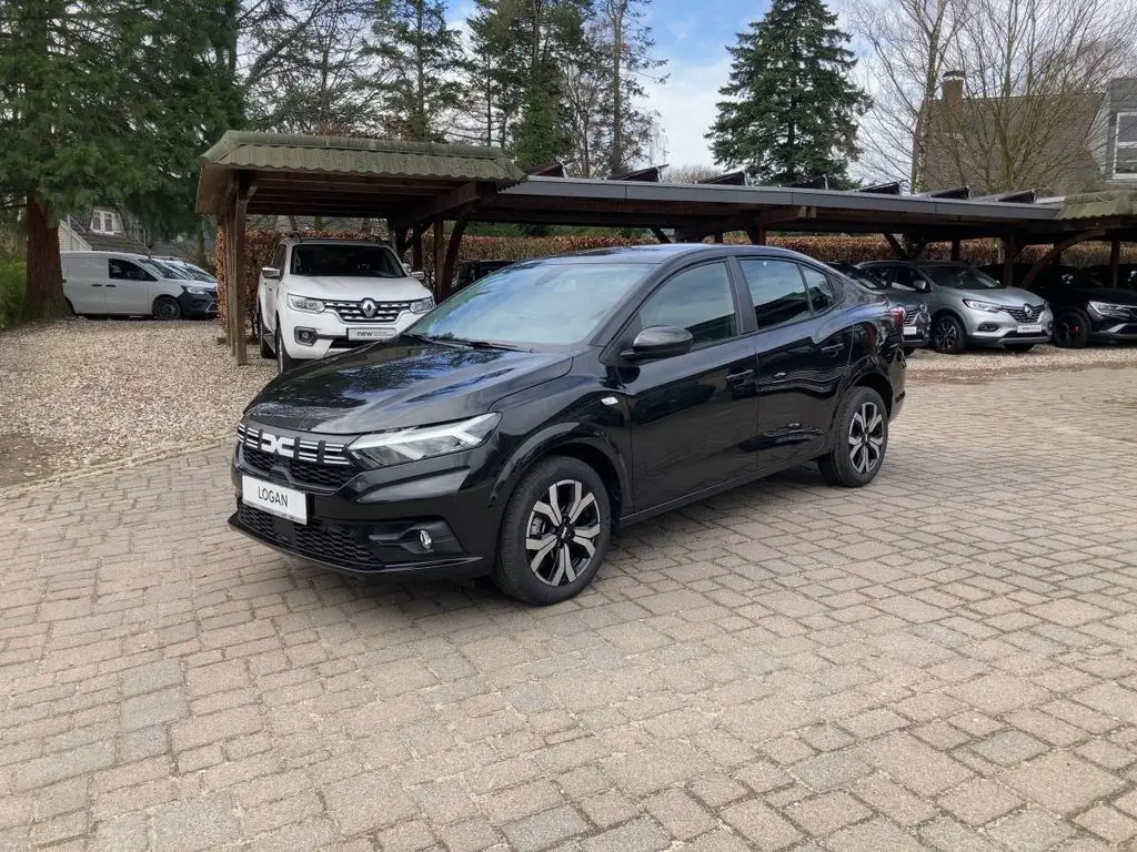 Photo 1 : Dacia Logan 2024 Petrol