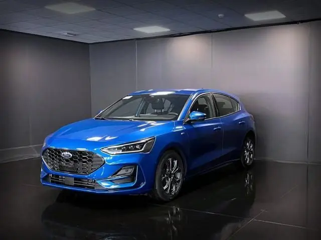 Photo 1 : Ford Focus 2023 Hybrid