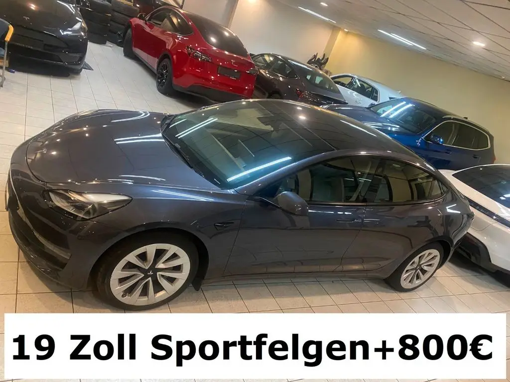 Photo 1 : Tesla Model 3 2021 Non renseigné