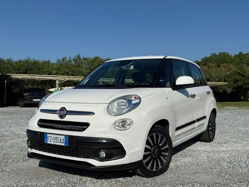 Photo 1 : Fiat 500l 2019 Petrol