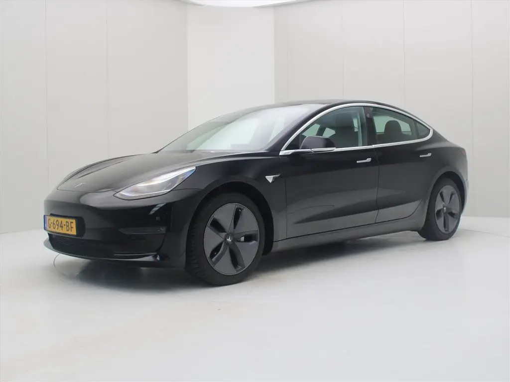 Photo 1 : Tesla Model 3 2019 Non renseigné