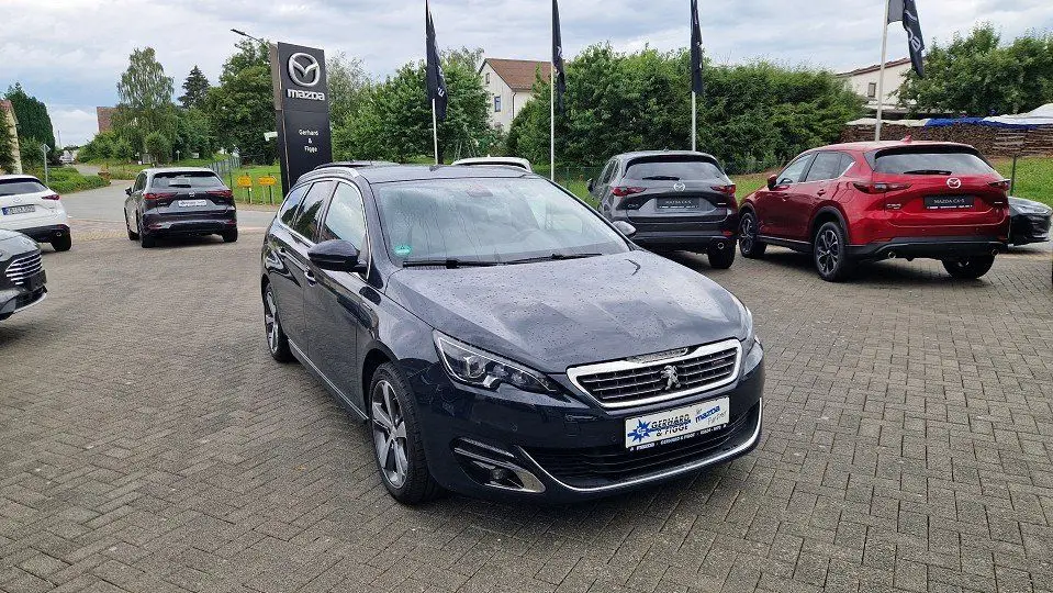 Photo 1 : Peugeot 308 2017 Petrol