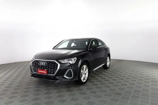 Photo 1 : Audi Q3 2023 Diesel