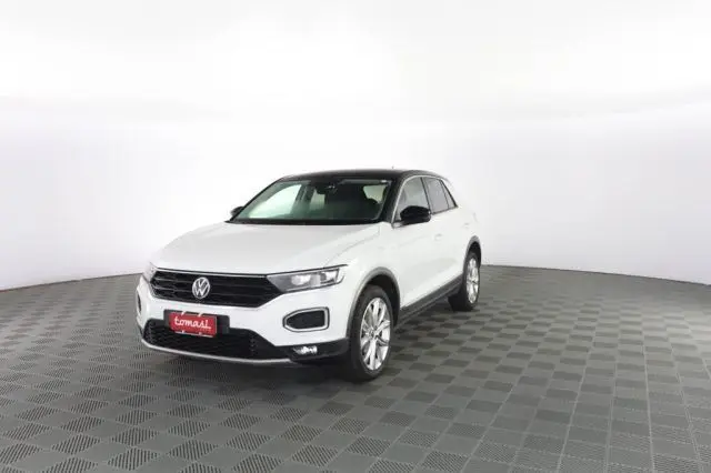 Photo 1 : Volkswagen T-roc 2021 Essence