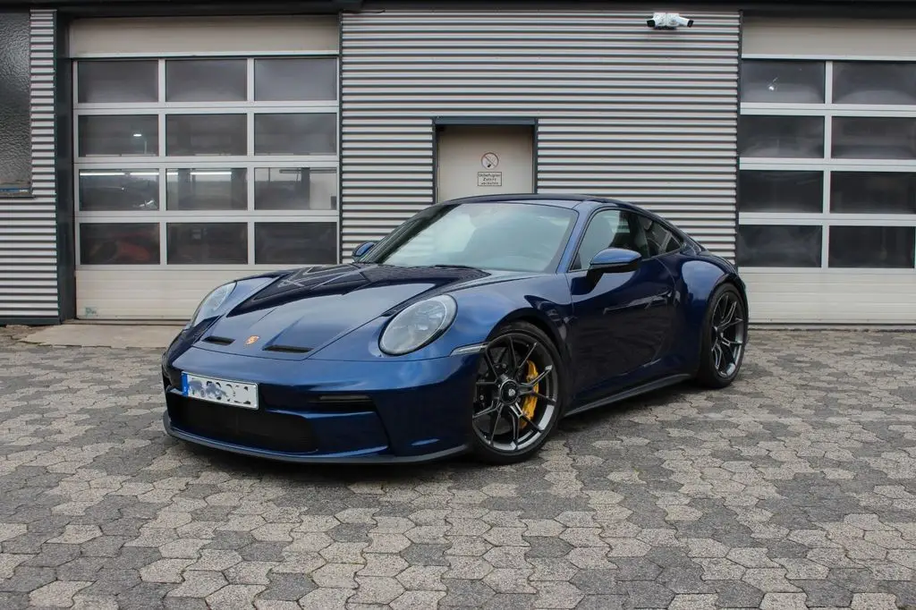 Photo 1 : Porsche 992 2023 Essence