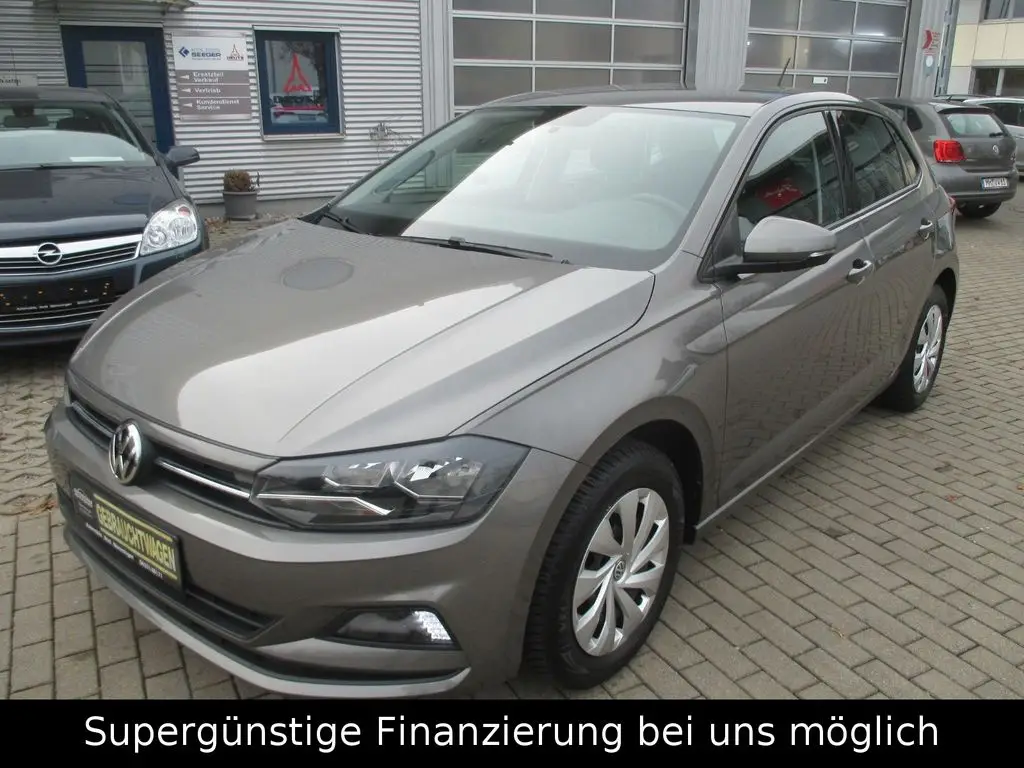 Photo 1 : Volkswagen Polo 2020 Essence