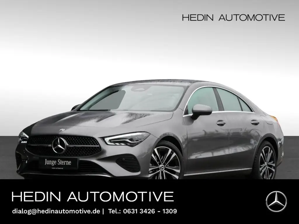 Photo 1 : Mercedes-benz Classe Cla 2023 Petrol