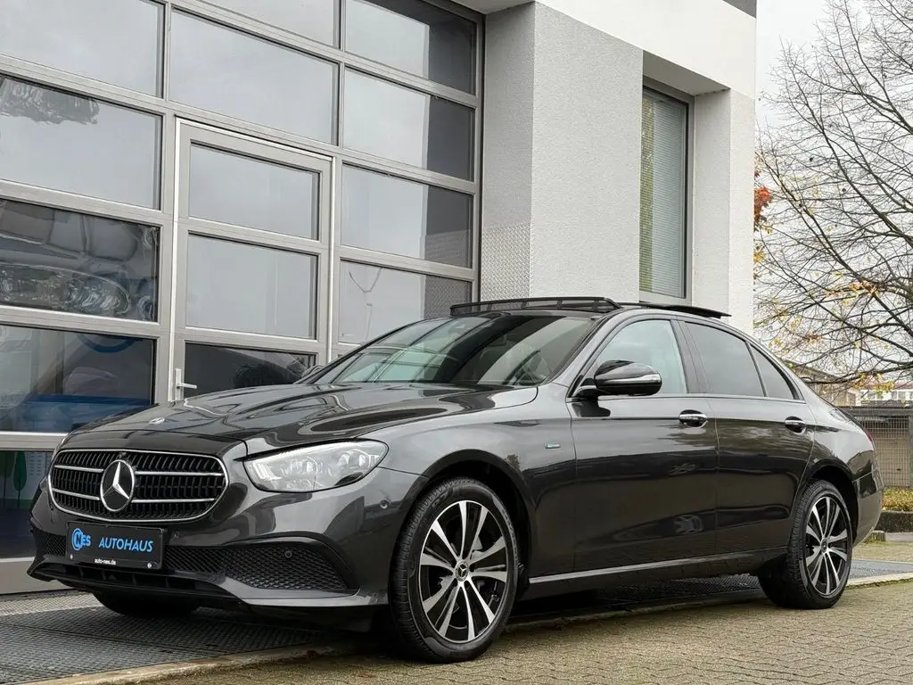 Photo 1 : Mercedes-benz Classe E 2021 Hybride