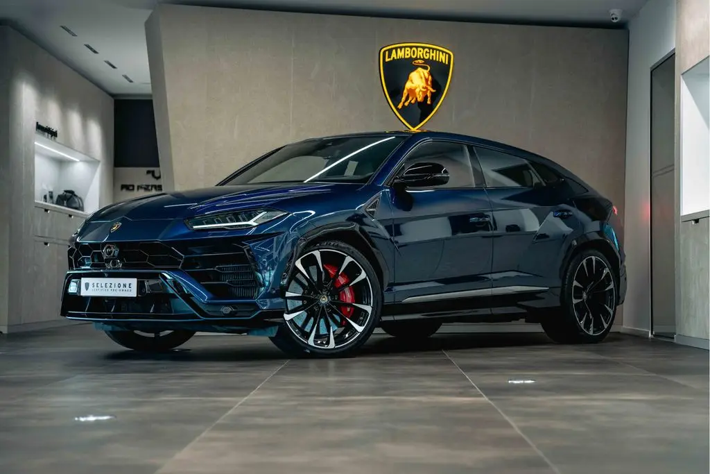 Photo 1 : Lamborghini Urus 2019 Petrol