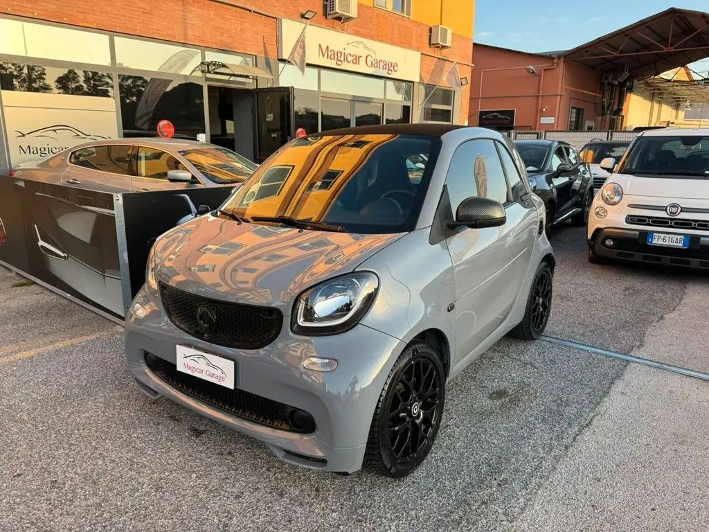 Photo 1 : Smart Fortwo 2018 Essence