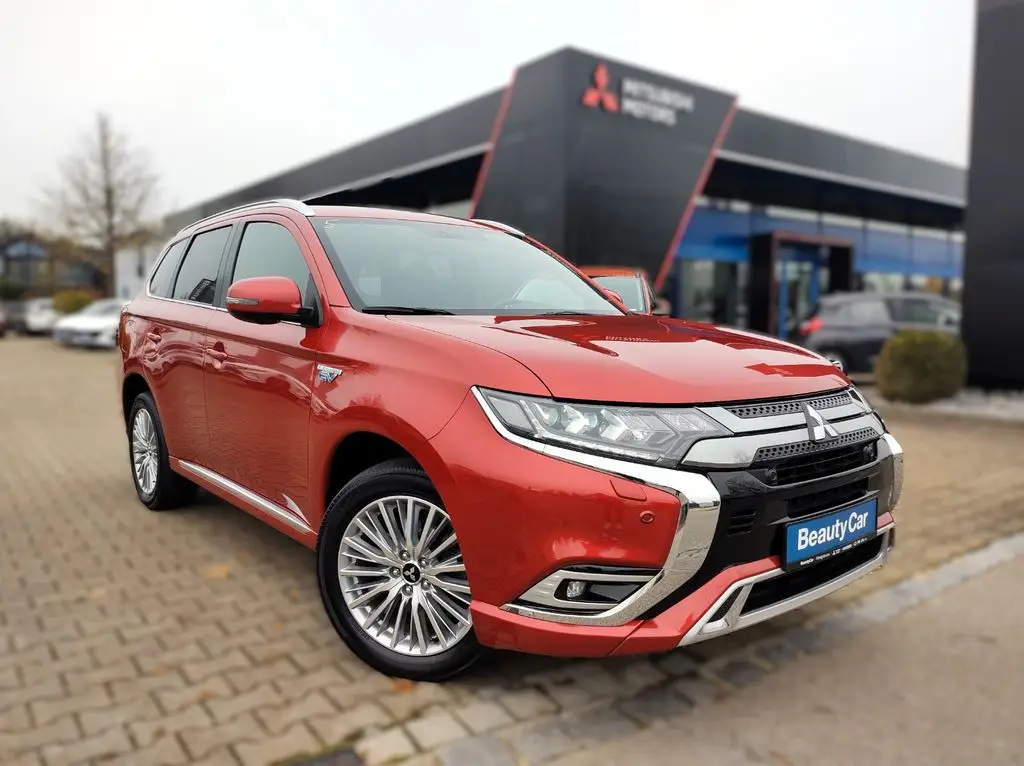 Photo 1 : Mitsubishi Outlander 2019 Hybrid