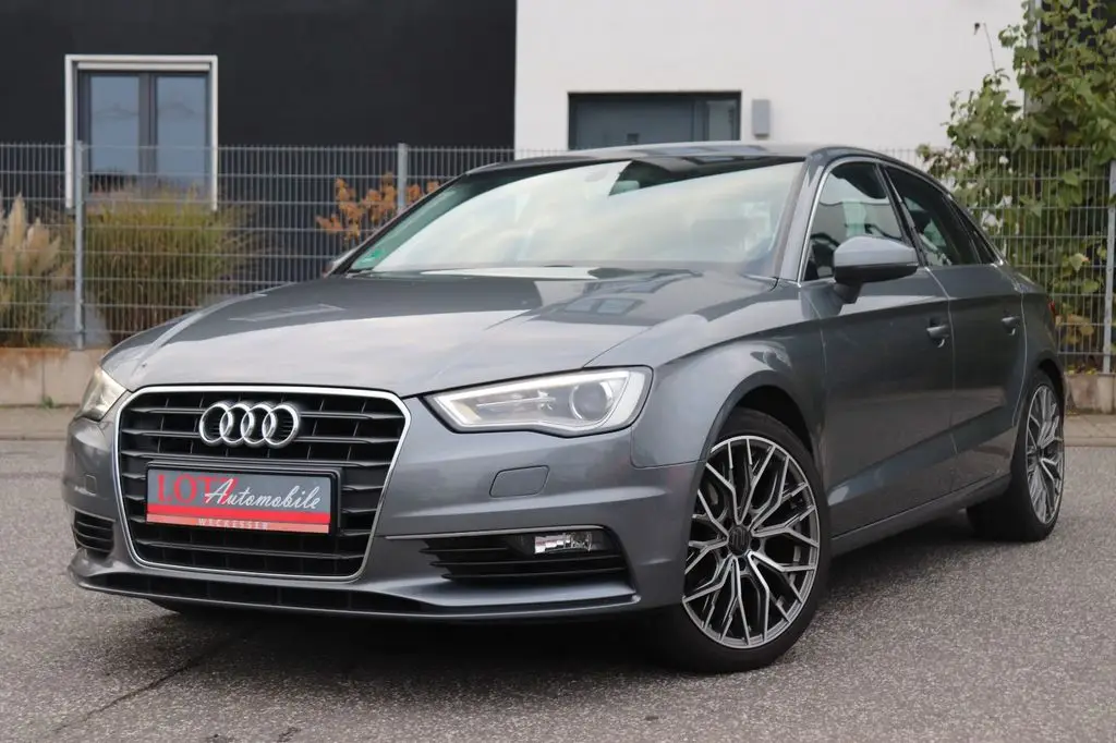 Photo 1 : Audi A3 2016 Petrol