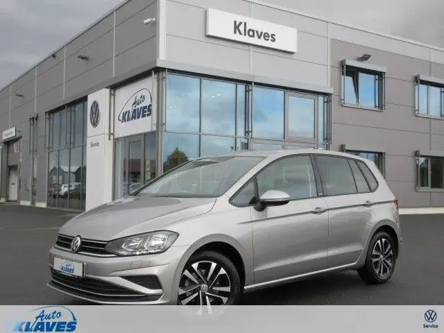 Photo 1 : Volkswagen Golf 2020 Essence