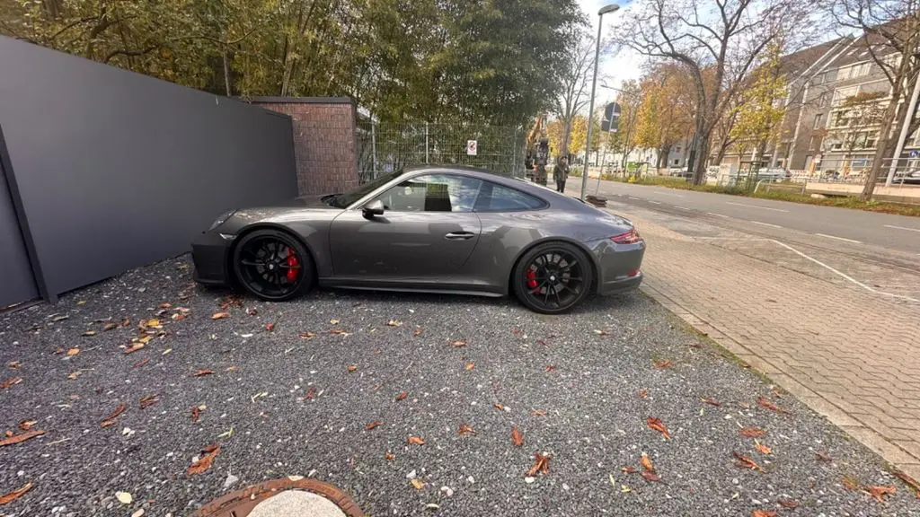 Photo 1 : Porsche 991 2018 Essence