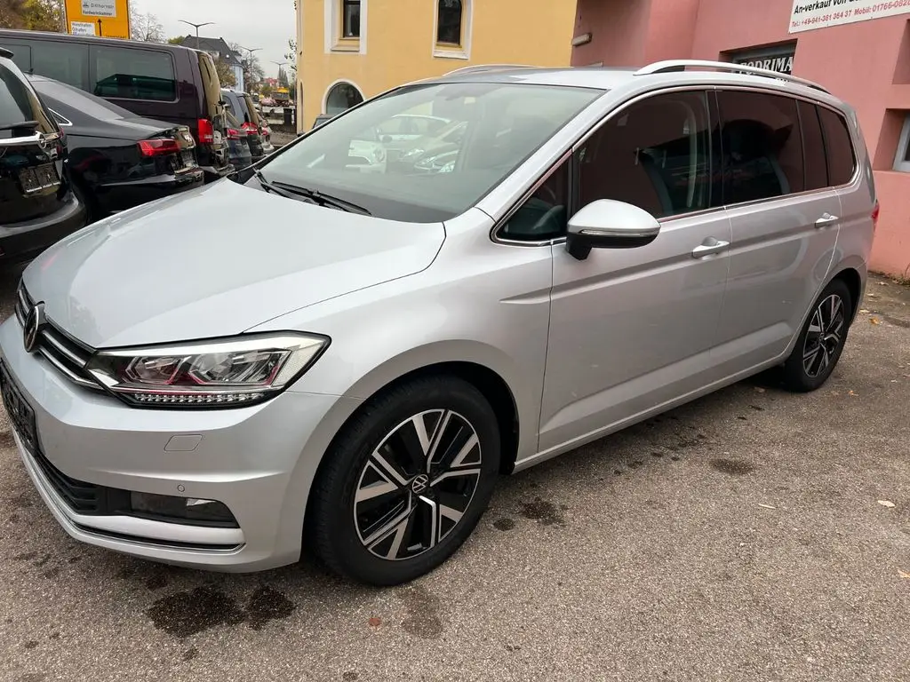 Photo 1 : Volkswagen Touran 2021 Diesel