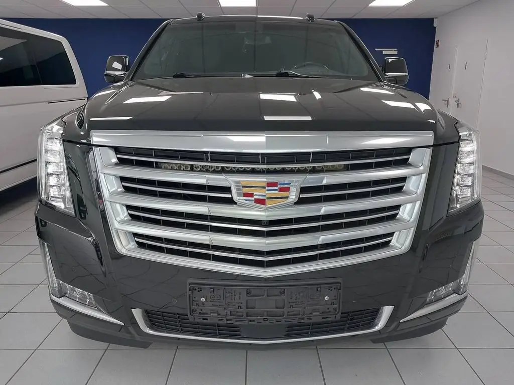 Photo 1 : Cadillac Escalade 2018 LPG