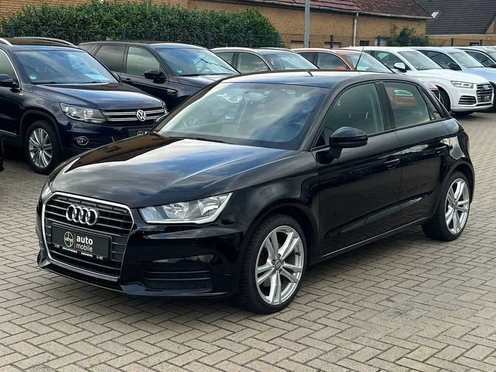 Photo 1 : Audi A1 2015 Petrol