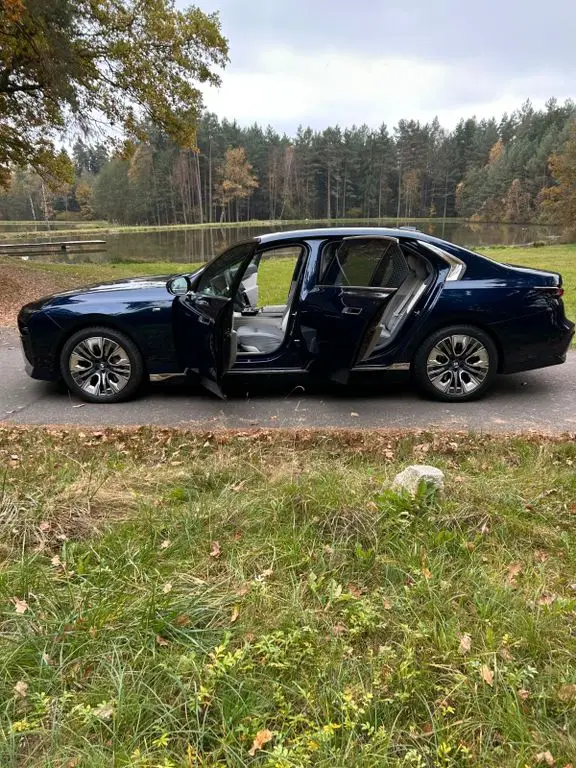 Photo 1 : Bmw I7 2024 Non renseigné