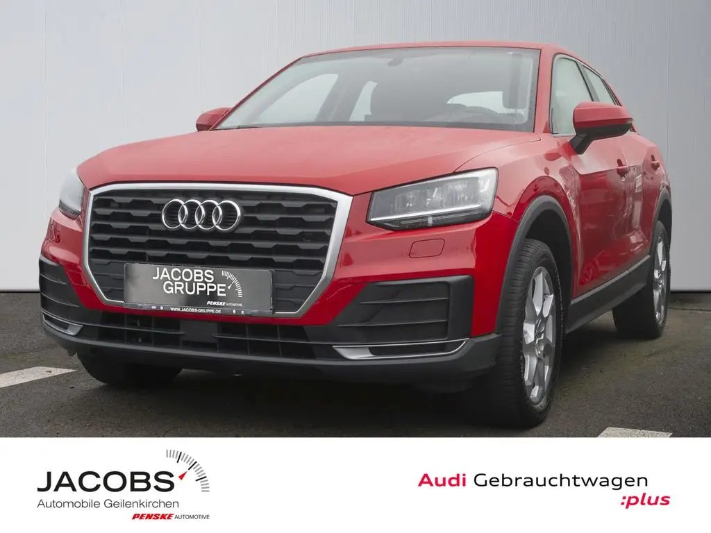 Photo 1 : Audi Q2 2018 Petrol