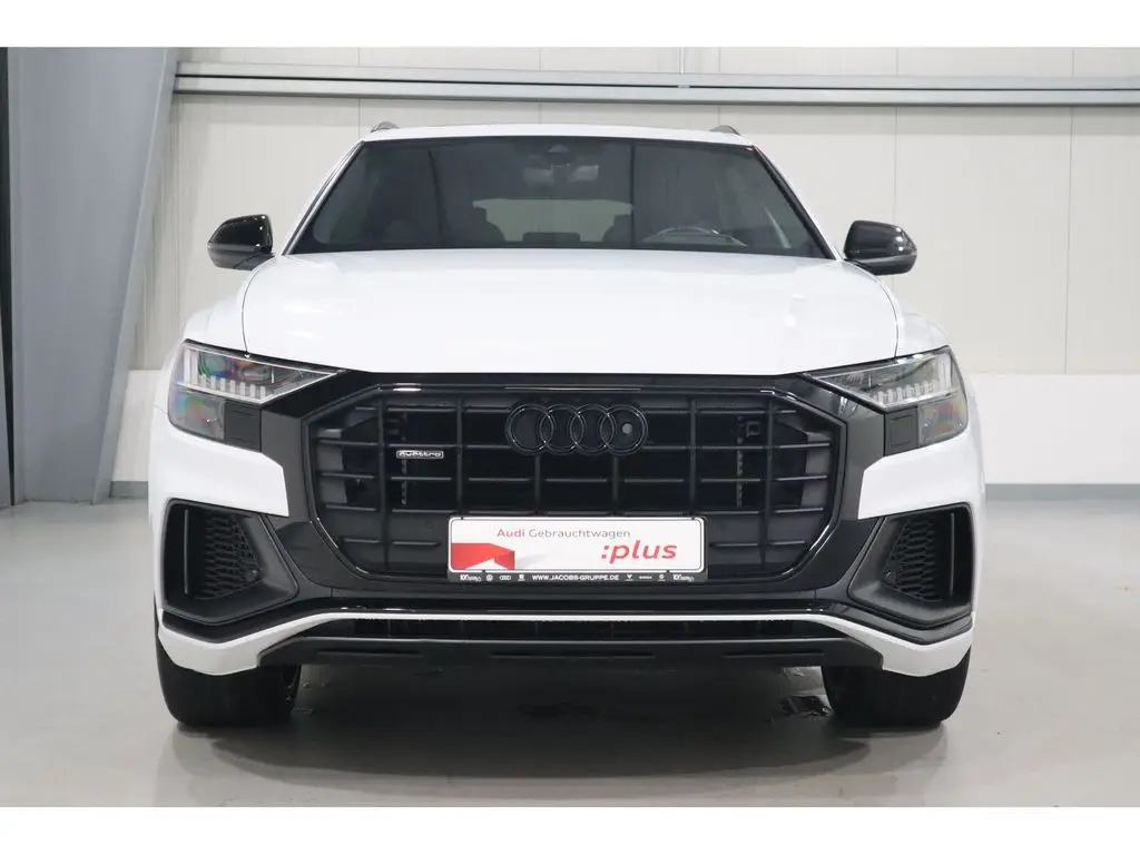 Photo 1 : Audi Q8 2021 Hybrid