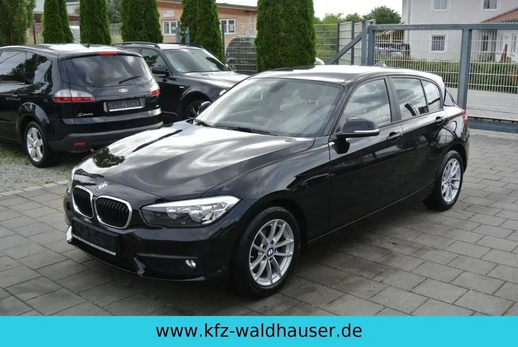 Photo 1 : Bmw Serie 1 2017 Petrol