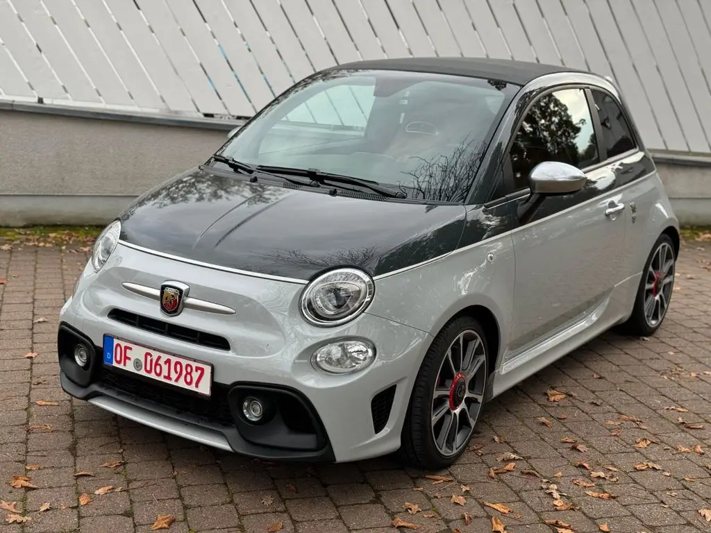 Photo 1 : Abarth 595 2017 Essence