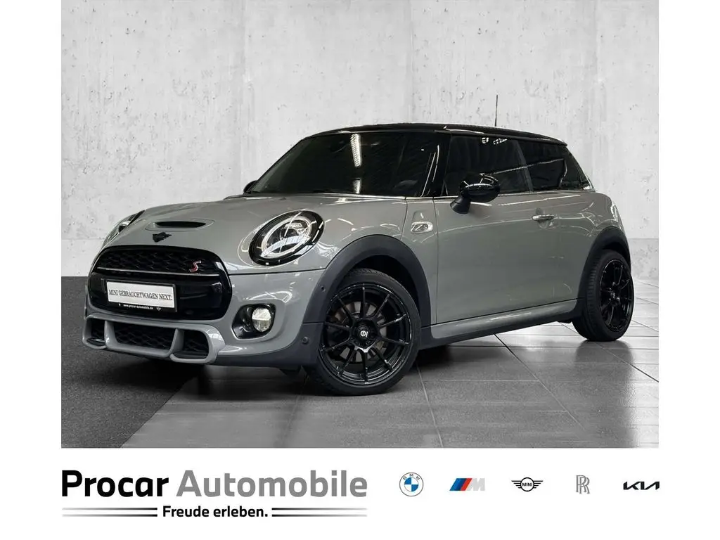 Photo 1 : Mini Cooper 2019 Petrol