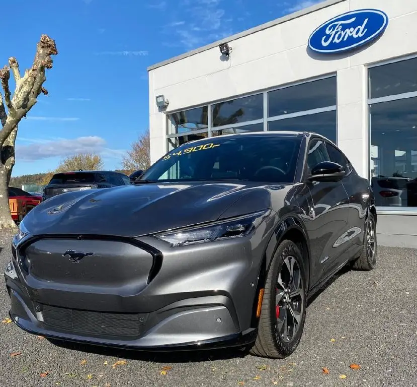 Photo 1 : Ford Mustang 2023 Non renseigné