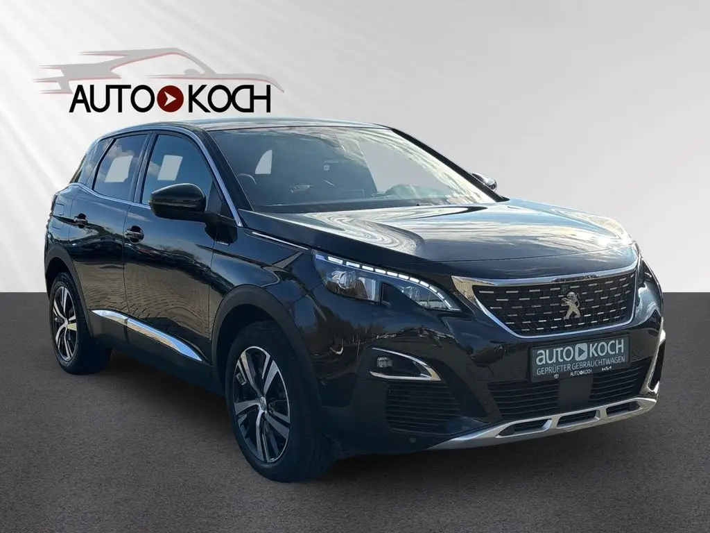 Photo 1 : Peugeot 3008 2020 Petrol