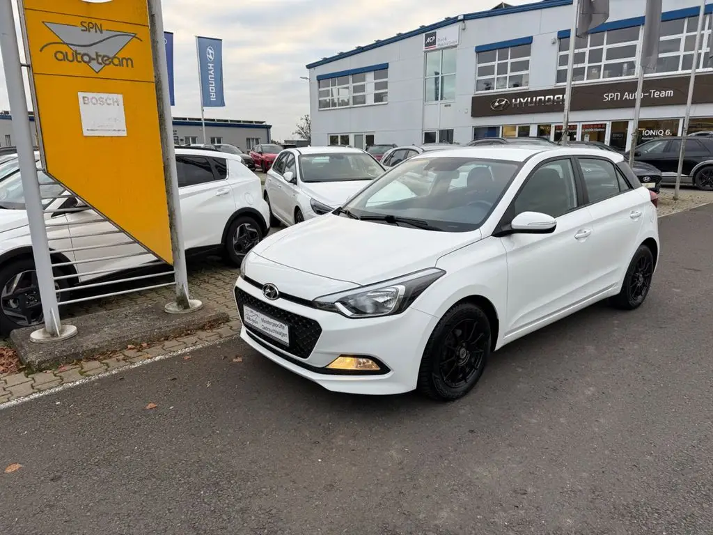 Photo 1 : Hyundai I20 2017 Petrol