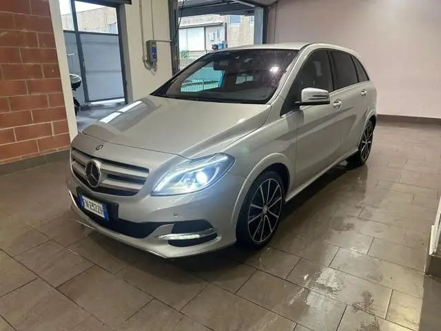 Photo 1 : Mercedes-benz Classe B 2017 Non renseigné