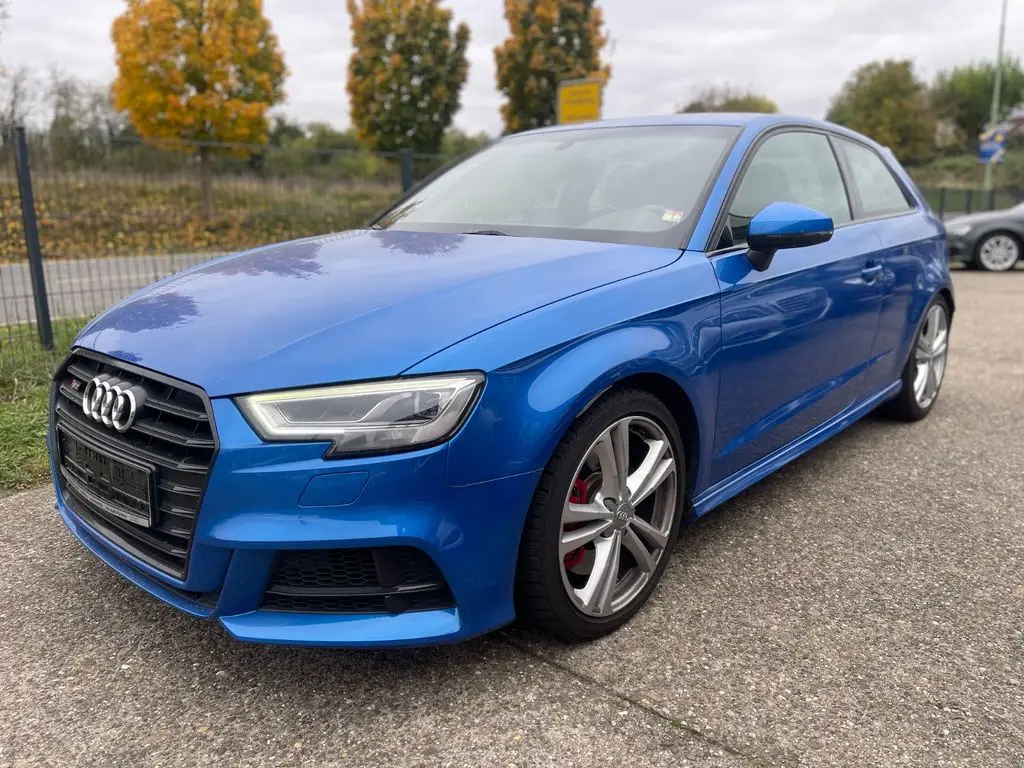 Photo 1 : Audi S3 2018 Petrol