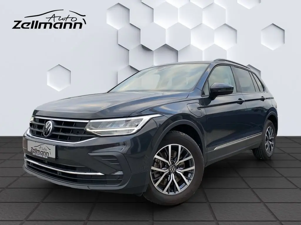 Photo 1 : Volkswagen Tiguan 2021 Hybride